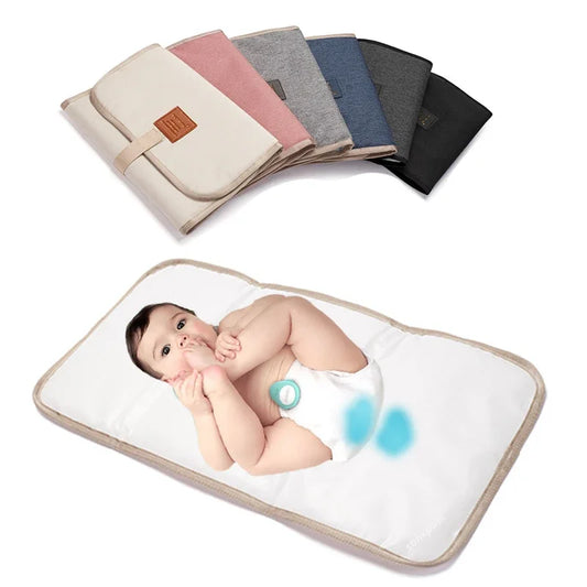 Tapis à Langer de Voyage Imperméable | Pliable et Compact