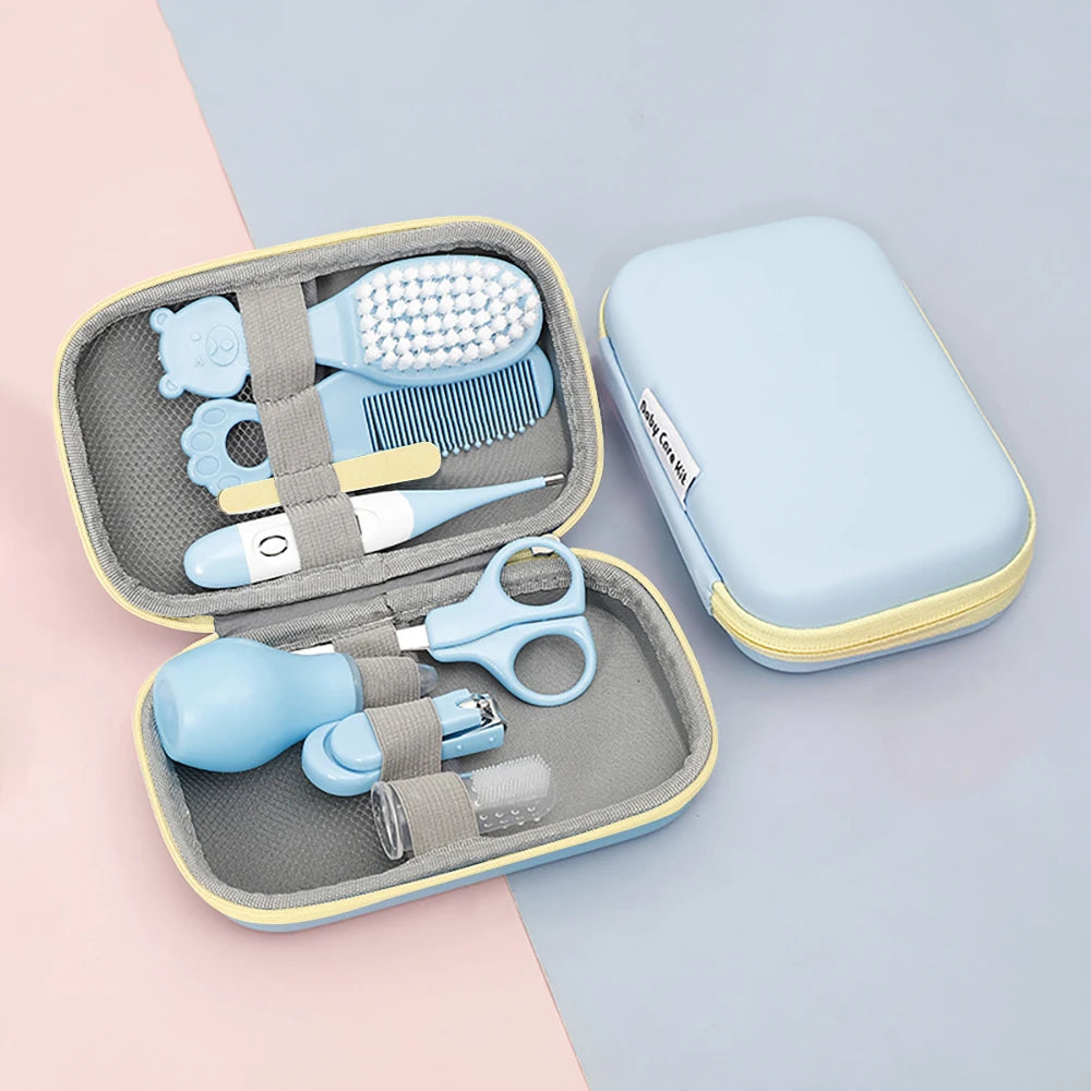 Kit de Toilette Bébé 8 Pièces | Trousse de Soin et d'Hygiène Portable avec Étui EVA