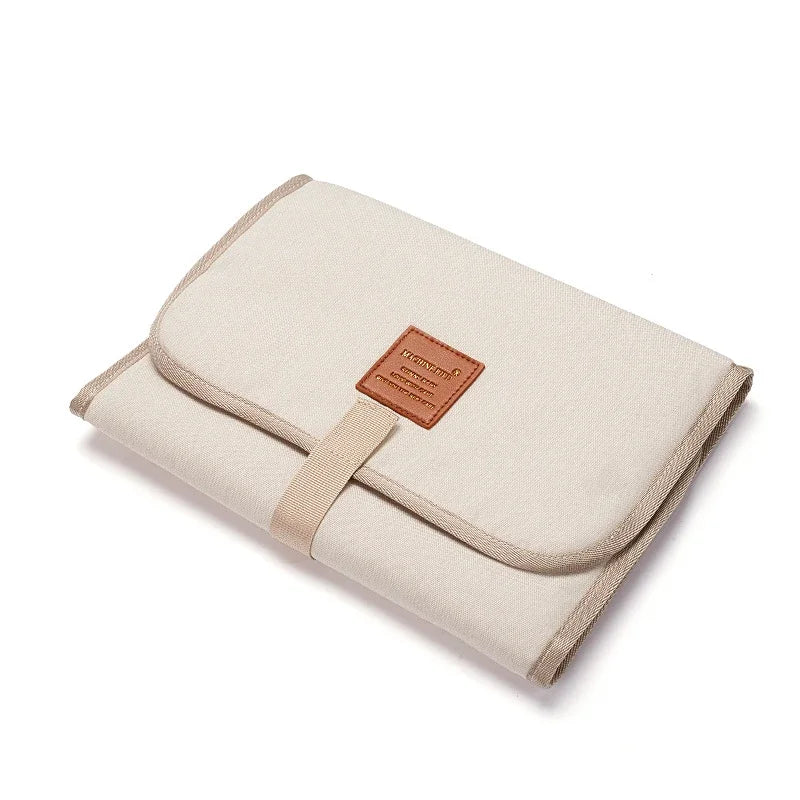 Tapis à Langer de Voyage Imperméable | Pliable et Compact