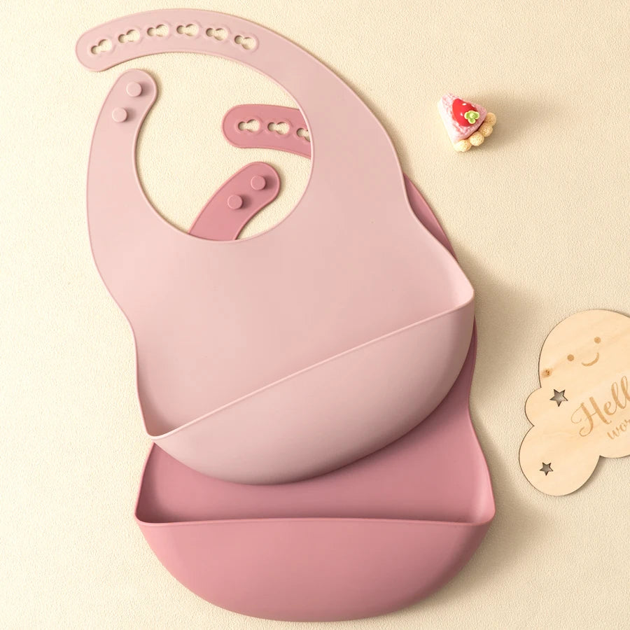 Lot de 2 Bavoirs Silicone Imperméables pour Bébé | Propreté & Style